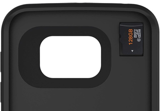 Illustration for article titled Want MicroSD in Your Galaxy S6? Consider This Battery Boosting Case